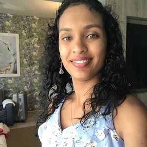 Meet your Posher, Cindy